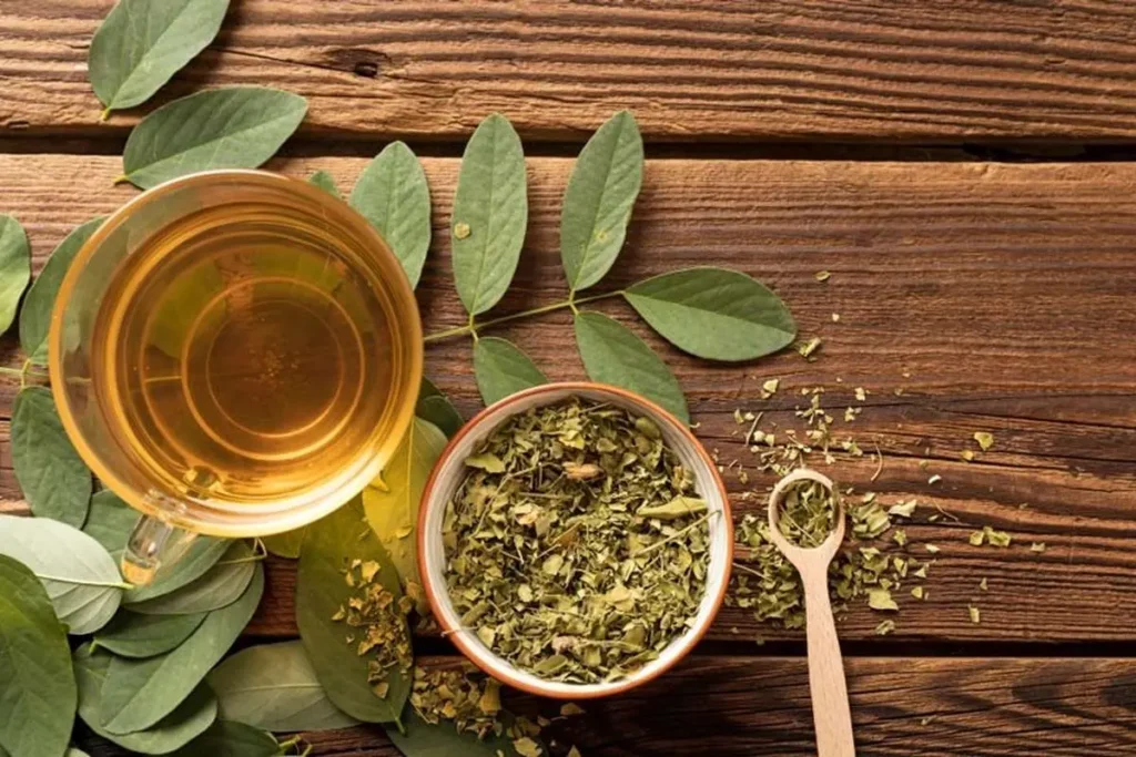 اگر فشارخون دارید به هیچ وجه دمنوش آویشن و مرزه مصرف نکنید 26 دمنوش آویشن