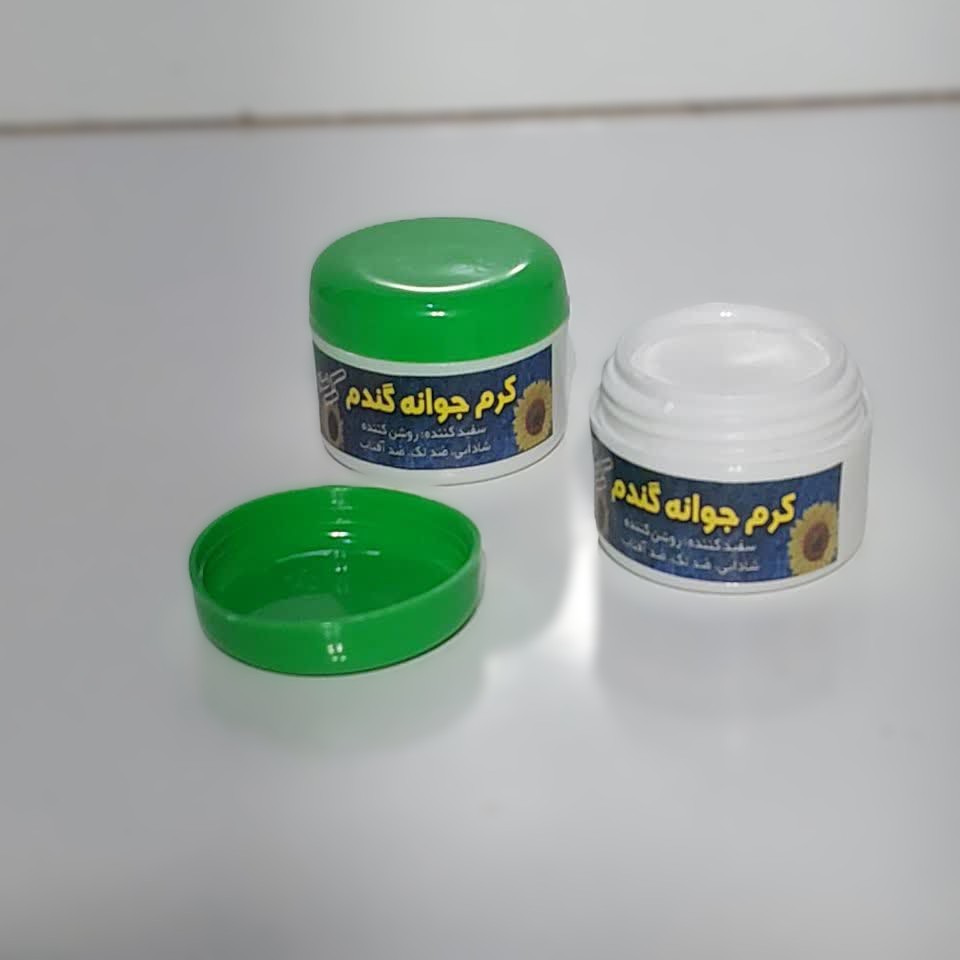 کرم جوانه گندم 1 کرم جوانه گندم