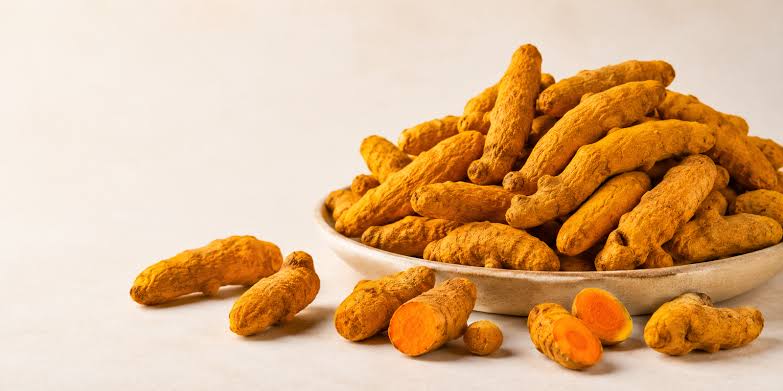 انواع زردچوبه و فرآوردههای آن؛ از زردچوبه قلم و پودر تا روغن و صابون 15 انواع زردچوبه
