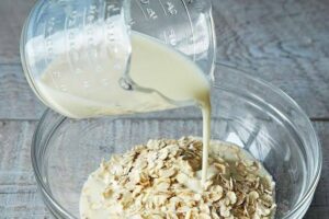 وقتی هر روز صبح اوتمیل (جو دوسر) میخورید، چه اتفاقی در بدنتان میافتد؟ 2 صبح اوتمیل